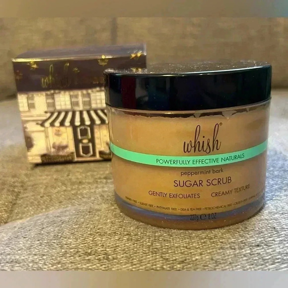 NIB Bundle of Whish Peppermint Bark Sugar Scrub & Body Butter - Picture 3 of 16